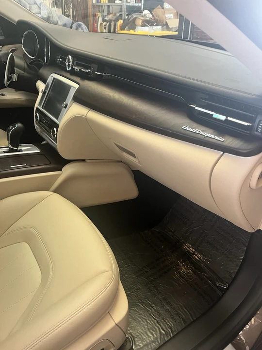 2016 Maserati Quattroporte 6th Gen - Image 18 of 24