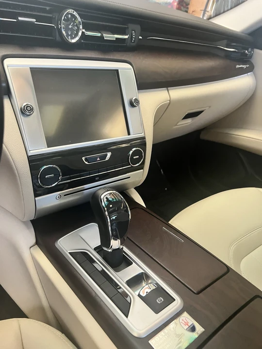 2016 Maserati Quattroporte 6th Gen - Image 12 of 24