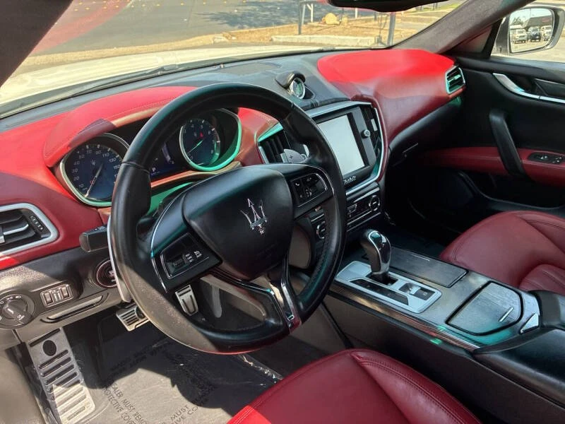 2016 Maserati Ghibli 3rd Gen - Image 10 of 16