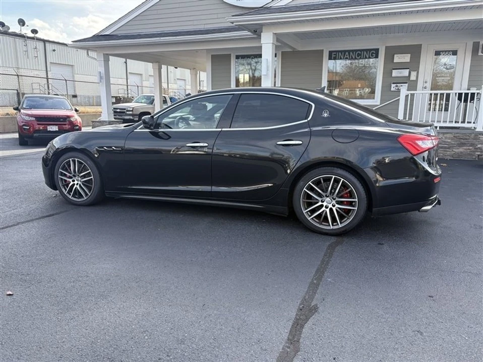 2016 Maserati Ghibli 3rd Gen - Image 3 of 19