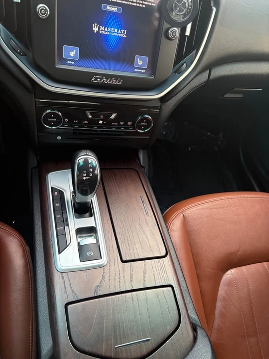 2016 Maserati Ghibli 3rd Gen - Image 9 of 12