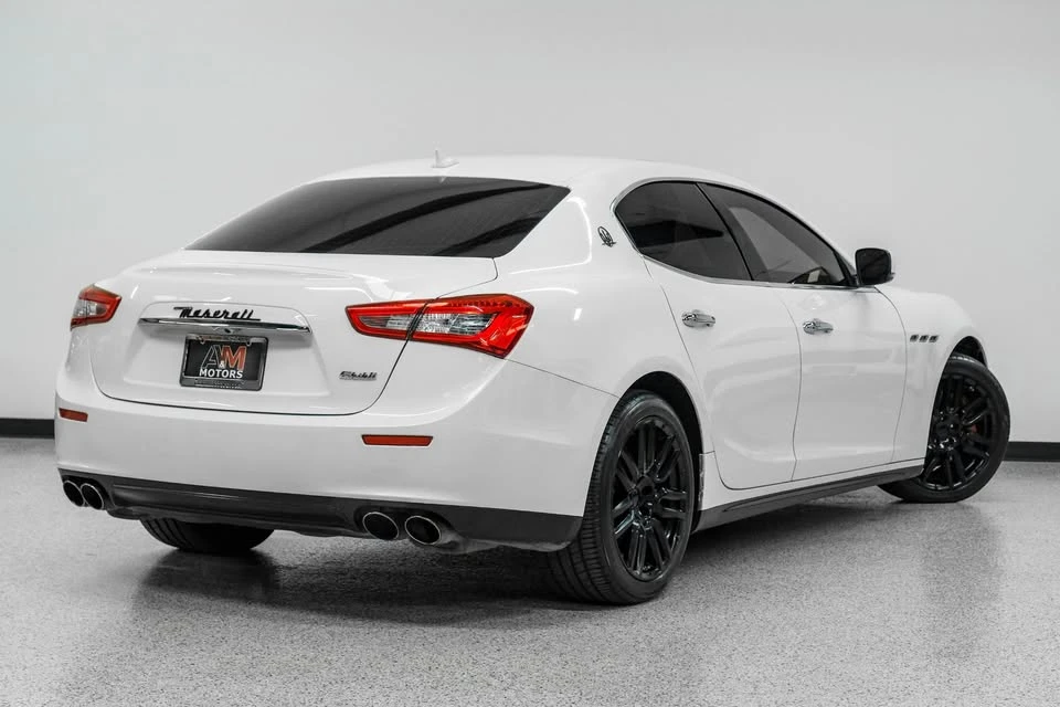 2016 Maserati Ghibli 3rd Gen - Image 9 of 19