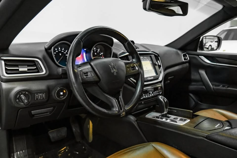 2016 Maserati Ghibli 3rd Gen - Image 3 of 19