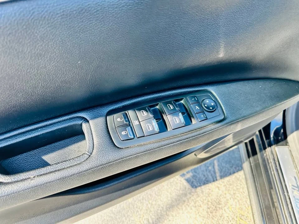 2016 Maserati Ghibli 3rd Gen - Image 9 of 19