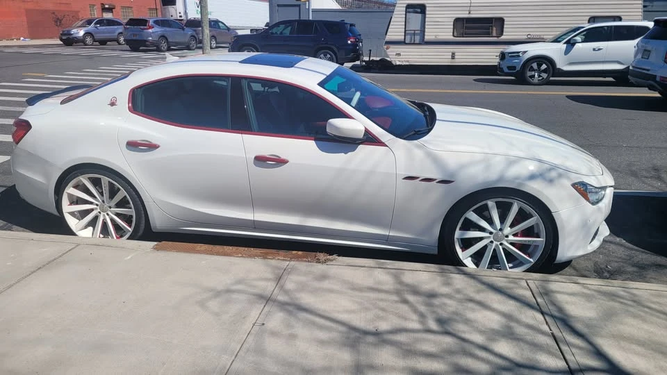 2016 Maserati Ghibli 3rd Gen - Image 18 of 19