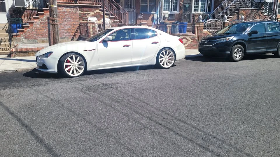 2016 Maserati Ghibli 3rd Gen - Image 17 of 19