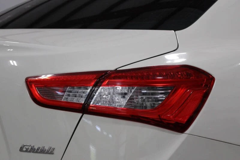 2016 Maserati Ghibli 3rd Gen - Image 8 of 10