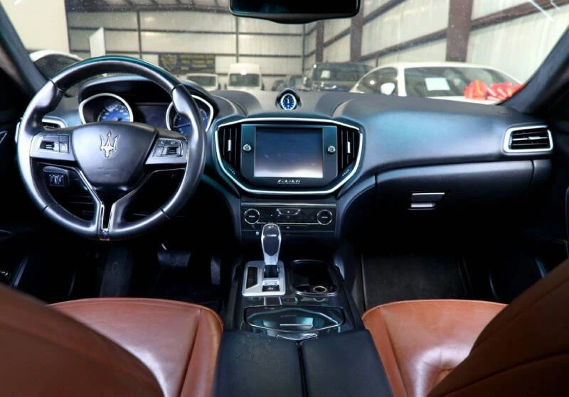 2016 Maserati Ghibli 3rd Gen - Image 4 of 10