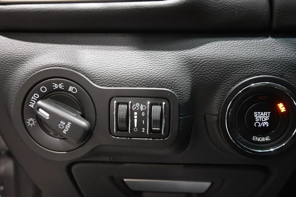 2016 Maserati Ghibli 3rd Gen - Image 16 of 19