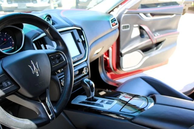 2016 Maserati Ghibli 3rd Gen - Image 18 of 19