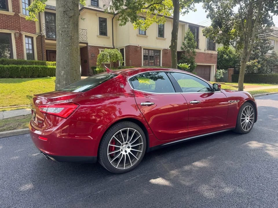 2016 Maserati Ghibli 3rd Gen - Image 9 of 16