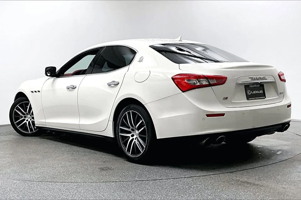 2016 Maserati Ghibli 3rd Gen - Image 3 of 10
