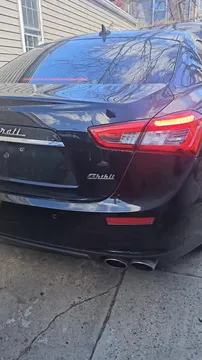 2016 Maserati Ghibli GranLusso Sedan
