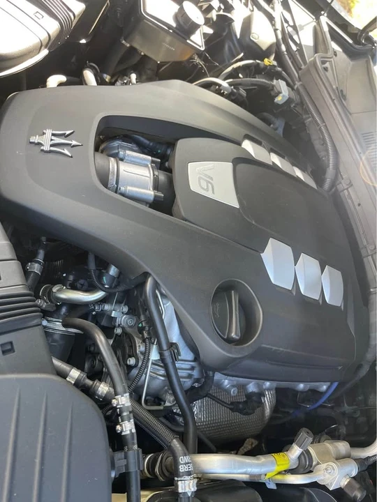 2016 Maserati Ghibli 3rd Gen - Image 9 of 11