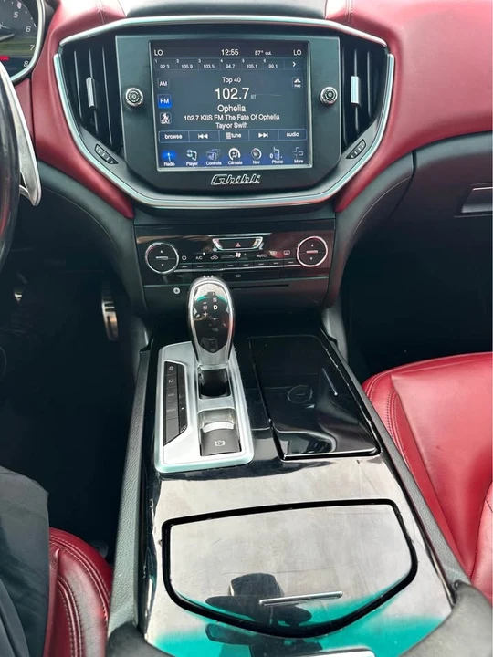 2016 Maserati Ghibli 3rd Gen - Image 11 of 19
