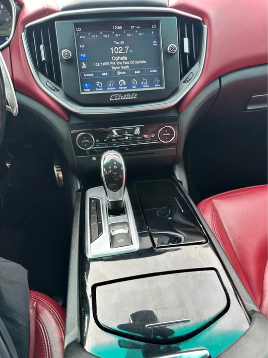 2016 Maserati Ghibli 3rd Gen - Image 11 of 17