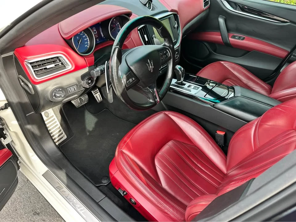 2016 Maserati Ghibli 3rd Gen - Image 14 of 17