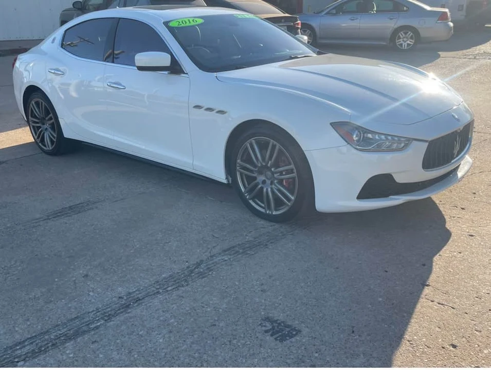 2016 Maserati Ghibli 3rd Gen - Image 2 of 7