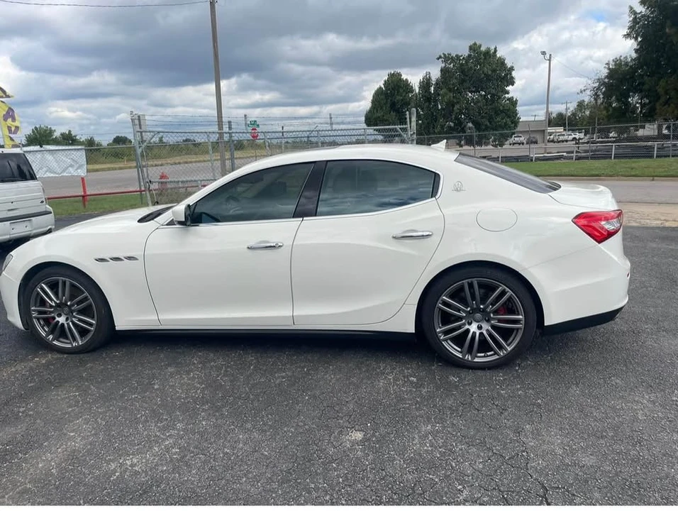 2016 Maserati Ghibli 3rd Gen - Image 4 of 7