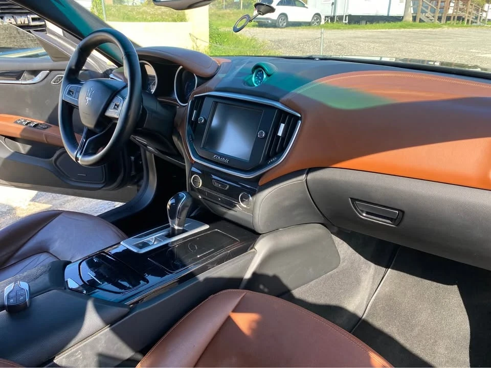 2016 Maserati Ghibli 3rd Gen - Image 9 of 16