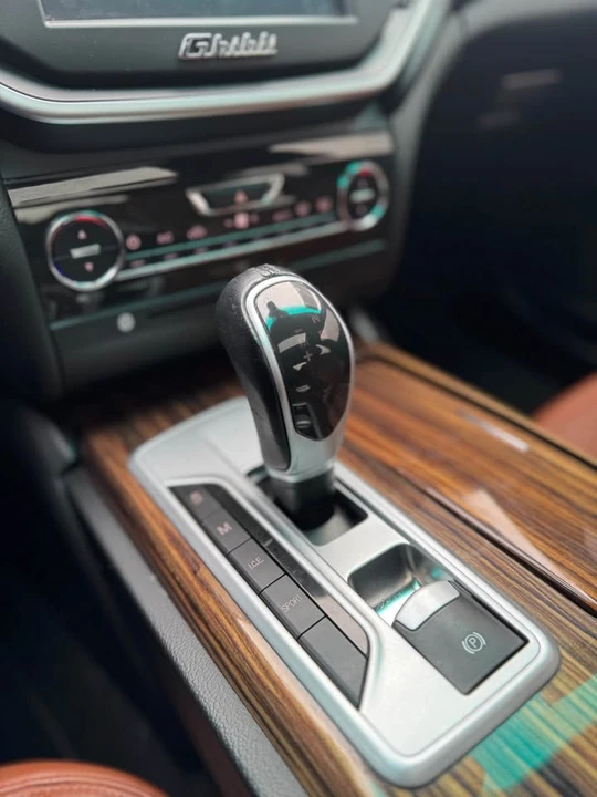2016 Maserati Ghibli 3rd Gen - Image 14 of 15