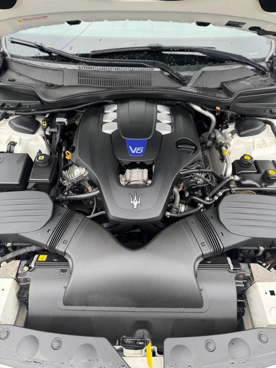 2016 Maserati Ghibli 3rd Gen - Image 3 of 15