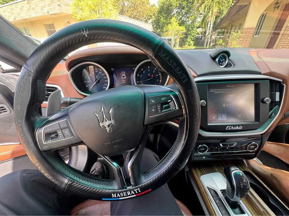 2016 Maserati Ghibli 3rd Gen - Image 11 of 12