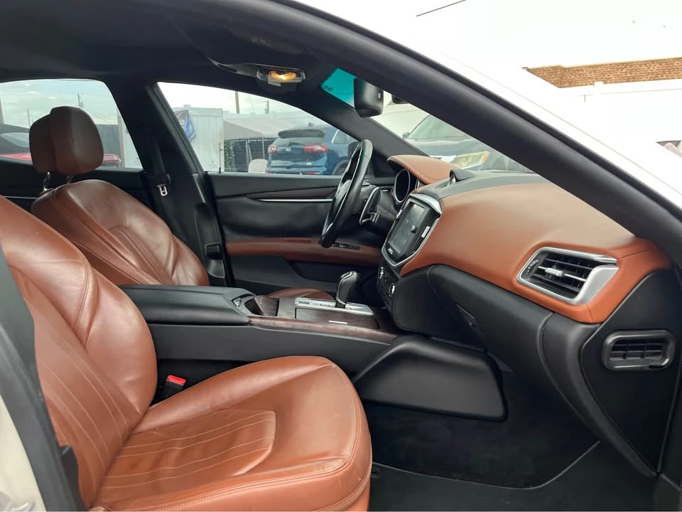 2016 Maserati Ghibli 3rd Gen - Image 4 of 4