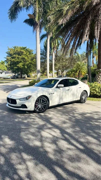 2016 Maserati Ghibli 3rd Gen - Image 2 of 11