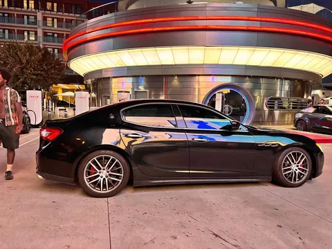 2016 Maserati Ghibli S Sedan