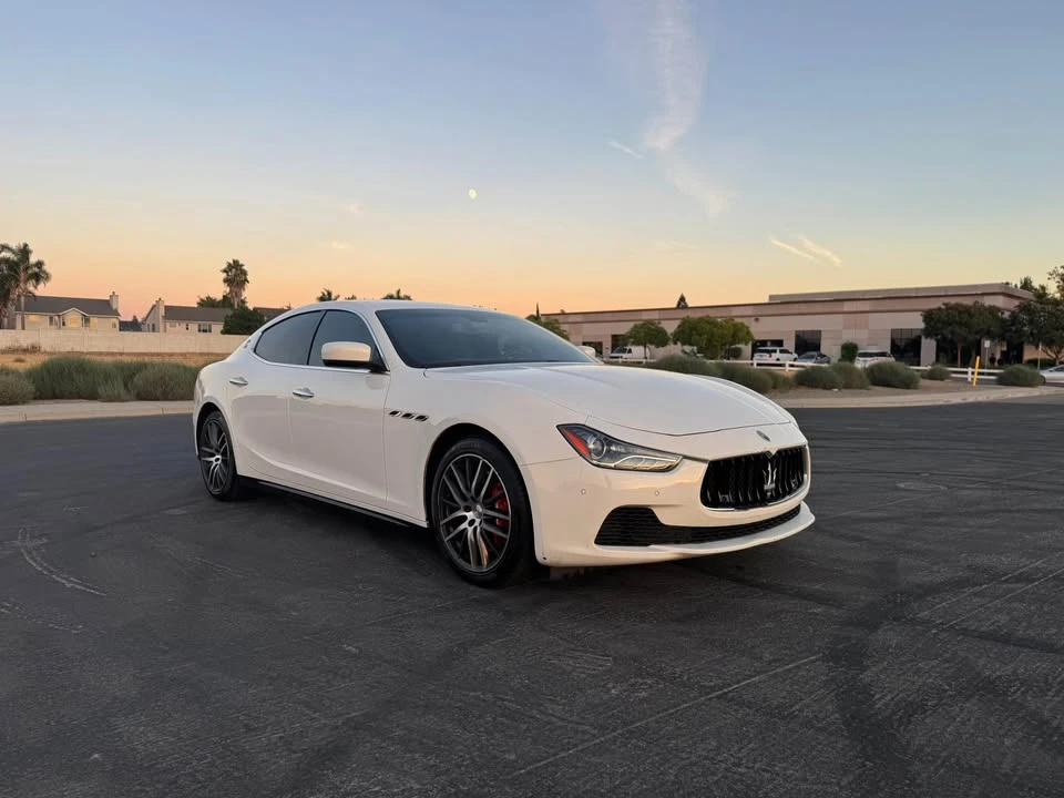 2016 Maserati Ghibli 3rd Gen - Image 2 of 16