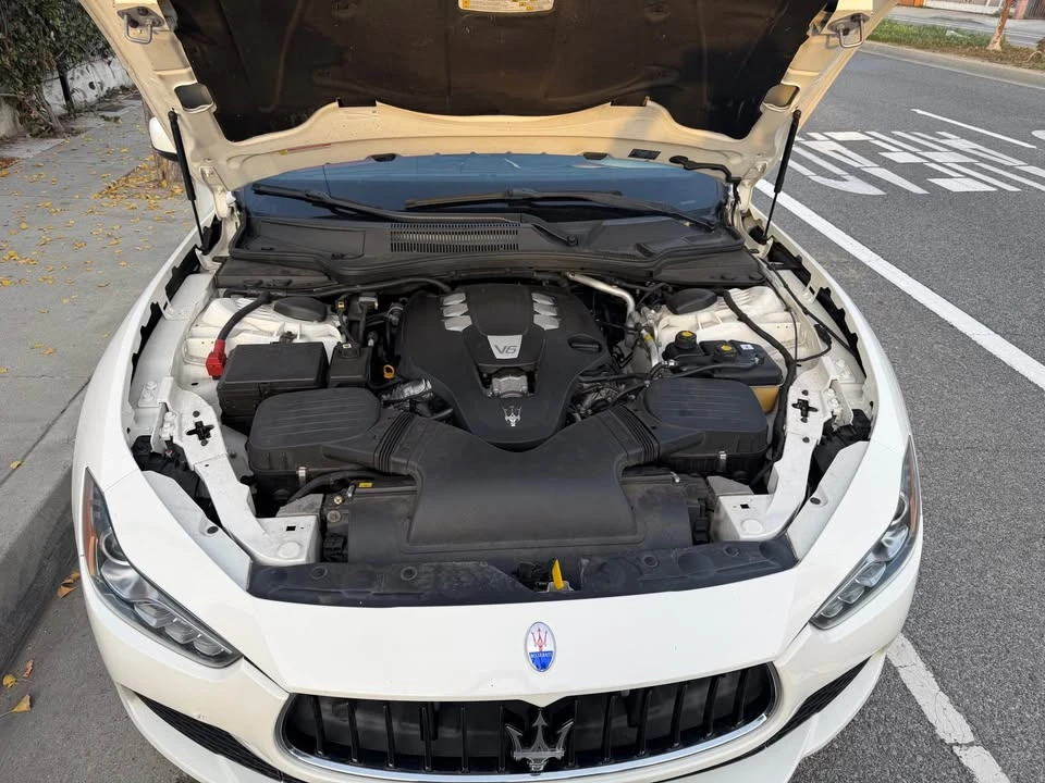 2016 Maserati Ghibli 3rd Gen - Image 13 of 14