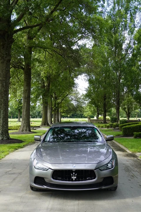 2016 Maserati Ghibli 3rd Gen - Image 2 of 11