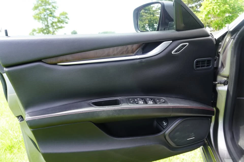 2016 Maserati Ghibli 3rd Gen - Image 7 of 11