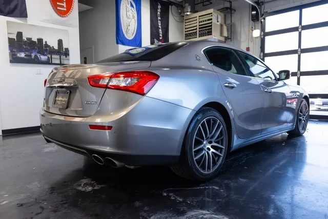 2016 Maserati Ghibli 3rd Gen - Image 14 of 19