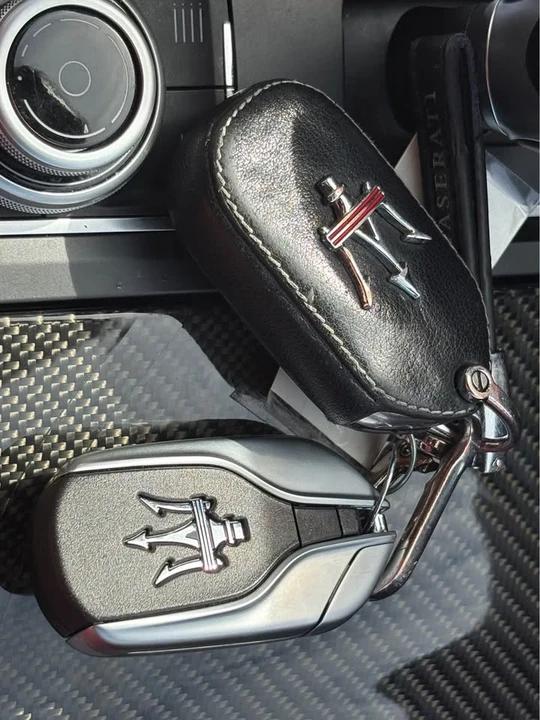 2016 Maserati Levante - Image 3 of 10