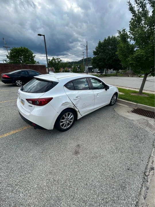 2016 Mazda Mazda 3 - Image 3 of 9