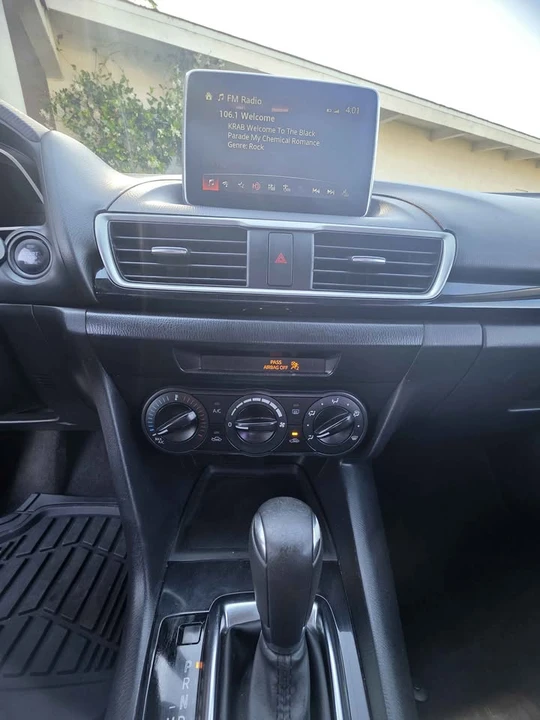 2016 Mazda Mazda 3 3rd Gen - Image 13 of 17