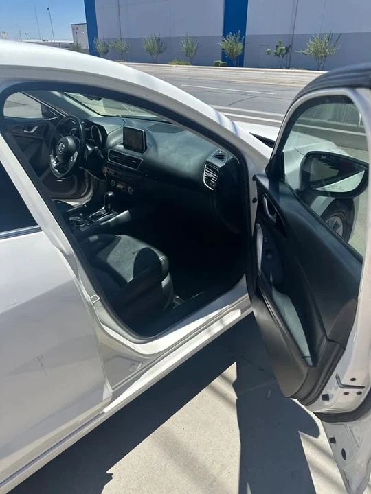 2016 Mazda Mazda 3 3rd Gen - Image 14 of 20