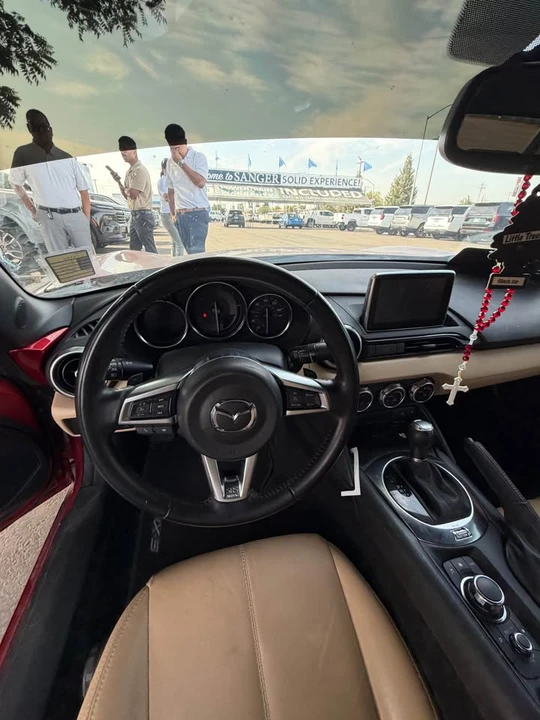 2016 Mazda ND MX-5 Miata - Image 4 of 6