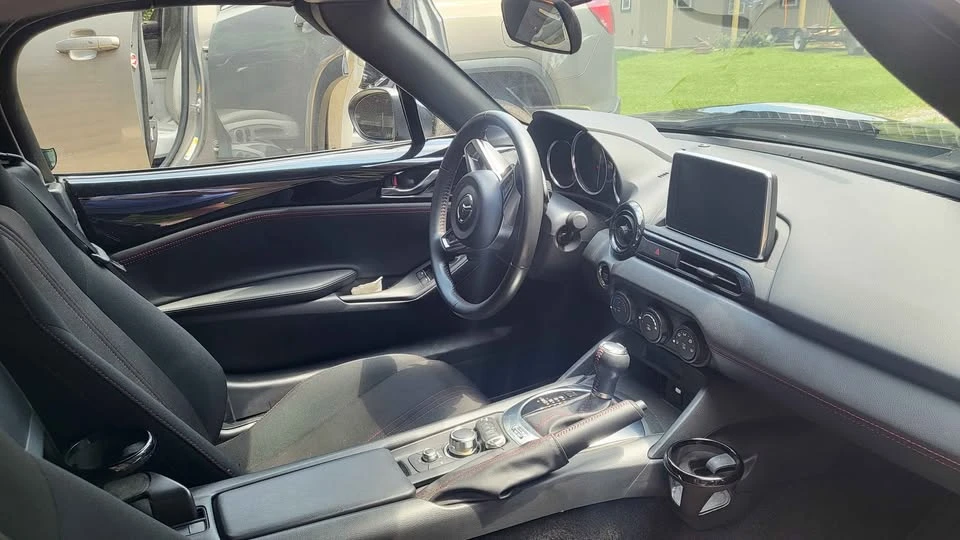 2016 Mazda ND MX-5 Miata - Image 2 of 3
