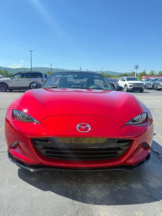 2016 Mazda ND MX-5 Miata - Image 2 of 8