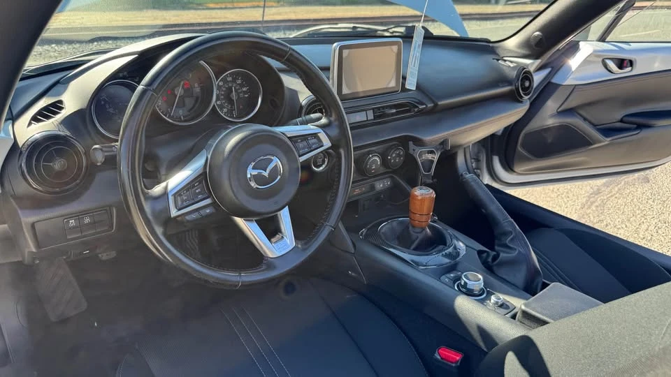 2016 Mazda ND MX-5 Miata - Image 17 of 20