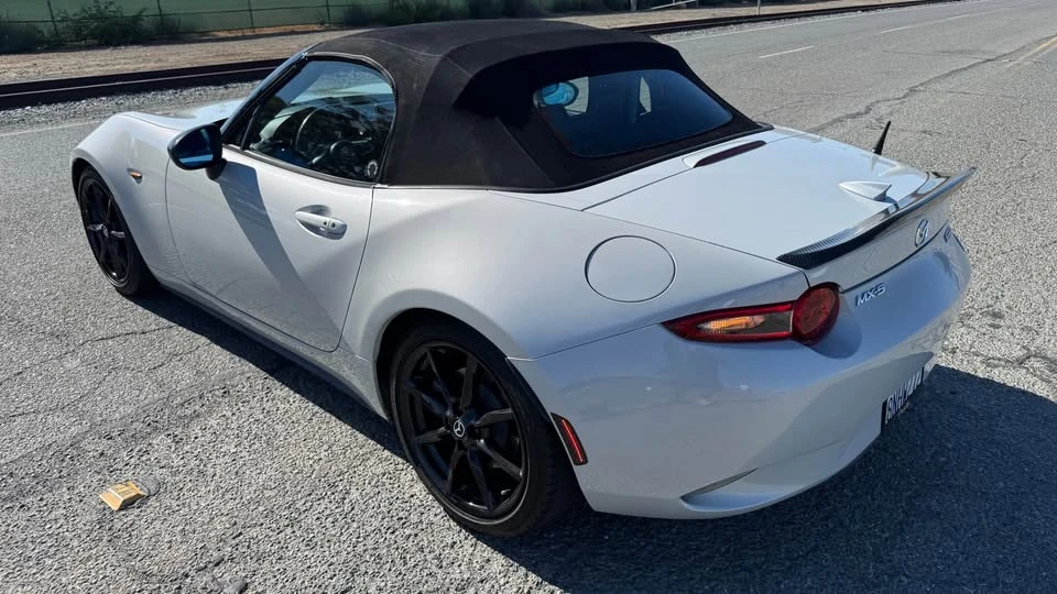 2016 Mazda ND MX-5 Miata - Image 5 of 20