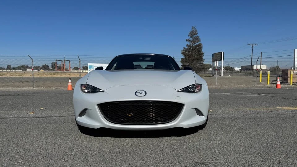 2016 Mazda ND MX-5 Miata - Image 2 of 20