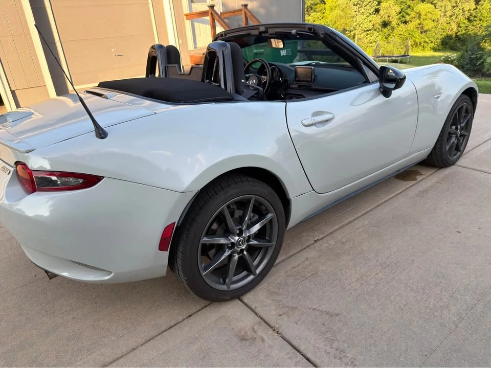 2016 Mazda ND MX-5 Miata - Image 8 of 11