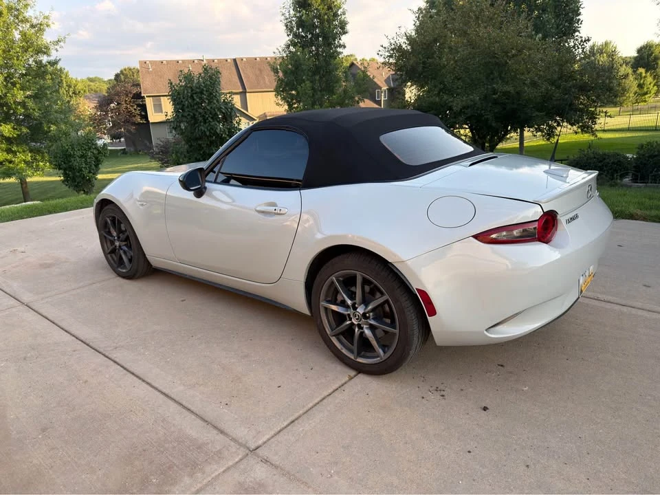 2016 Mazda ND MX-5 Miata - Image 4 of 11