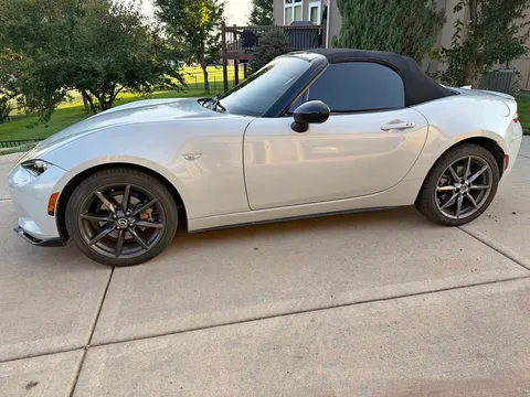 2016 Mazda MX-5 Club Convertible 2D