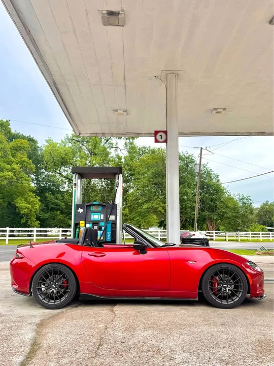2016 Mazda ND MX-5 Miata - Image 3 of 4