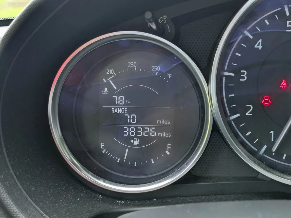 2016 Mazda ND MX-5 Miata - Image 8 of 8